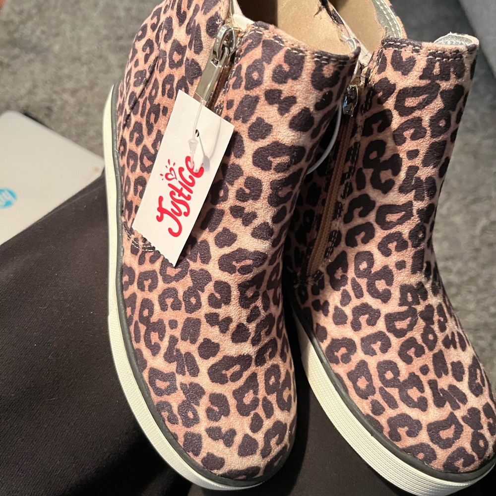 Justice girls size 3Y/5W leopard booties NWT
